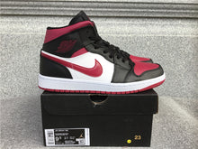 Cargar imagen en el visor de la galería, Air Jordan 1 Mid Noble Red 554724-066
