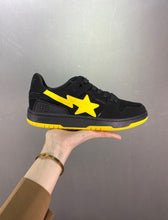 Cargar imagen en el visor de la galería, BAPE Sk8 STA Black Electric Yellow