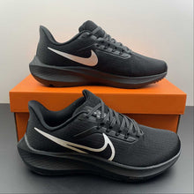 Cargar imagen en el visor de la galería, Air Zoom Pegasus 39 Black White DH4071-002