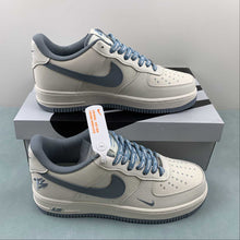 Cargar imagen en el visor de la galería, Terror Squad x Air Force 1 Low Blue Off White PF9055-757