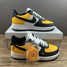 Cargar imagen en el visor de la galería, Air Force 1 Low GS Jersey Mesh Gold Black White DQ7779-700