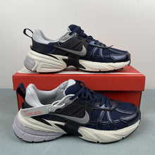Cargar imagen en el visor de la galería, Nike V2k Run Obsidian Thunder Blue HJ4497-400