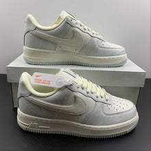 Cargar imagen en el visor de la galería, Air Force 1 07 Beige Mint Green KP6936-898