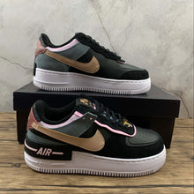 Cargar imagen en el visor de la galería, Air Force 1 Shadow Black Light Arctic Pink CU5315-001