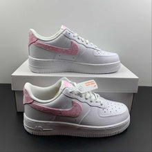 Cargar imagen en el visor de la galería, Air Force 1 07 Low White Pink Cashew Flower DJ9942-106