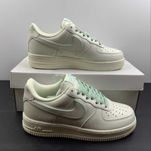 Cargar imagen en el visor de la galería, Air Force 1 07 Low Beige Moon 315122 707