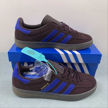 Cargar imagen en el visor de la galería, Adidas Gazelle Indoor Shadow Maroon Semi Lucid Blue Simple Brown IG9980