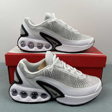 Cargar imagen en el visor de la galería, Air Max Dn White Photon Dust Metallic Silver DV3337-103