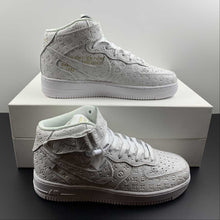 Cargar imagen en el visor de la galería, Air Force 1 07 Mid X Louis Vuitton White LD0212