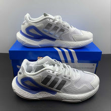 Cargar imagen en el visor de la galería, Adidas Day Jogger Boost White Silver Blue FX5998