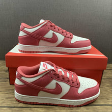 Cargar imagen en el visor de la galería, SB Dunk Low Archeo Pink White DD1503-111