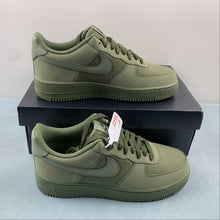 Cargar imagen en el visor de la galería, Air Force 1 Low Oil Green Cargo Khaki FB8876-300