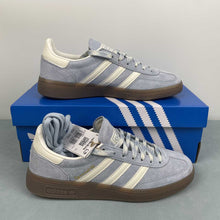 Cargar imagen en el visor de la galería, Adidas Handball Spezial Wonder Blue Off White Gum KI5933
