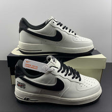 Cargar imagen en el visor de la galería, Air Force 1 07 Low NYC Cream White Black Red LG4596-336