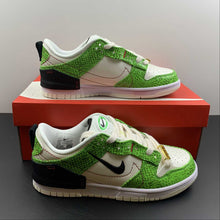 Cargar imagen en el visor de la galería, SB Dunk Low Disrupt 2 White Green Red Black DV1491-101