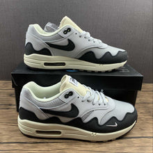 Cargar imagen en el visor de la galería, Patta x Air Max 1 Monarch Dark Grey Black White DH1348-002