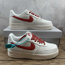 Cargar imagen en el visor de la galería, Air Force 1 07 Low Beige Red 315122-103