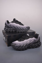Cargar imagen en el visor de la galería, Air Max Dn8 Black and White Gradient IB8888-200