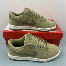 Cargar imagen en el visor de la galería, SB Dunk Low Premium Neutral Olive White Sail DV7415-200