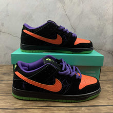 Cargar imagen en el visor de la galería, SB Dunk Low Pro Night Of Mischief Court Purple Volt Black Total Orange BQ6817-006