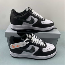 Cargar imagen en el visor de la galería, Air Force 1 07 Low Black White PF9055-775
