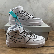 Cargar imagen en el visor de la galería, Air Force 1 07 Mid White Black Chameleon 368732 810