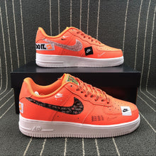 Cargar imagen en el visor de la galería, Air Force 1 Low 07 Prm Just Do It Total Orange AR7719-800