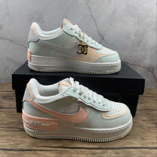 Cargar imagen en el visor de la galería, Air Force 1 Shadow Sail Barely Green Crimson Tint CU8591 104