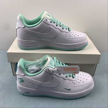 Cargar imagen en el visor de la galería, Terror Squad x Air Force 1 Low White Green PF9055-774