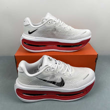 Cargar imagen en el visor de la galería, Nike Vomero Premium White Red HQ2050-218