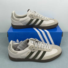 Cargar imagen en el visor de la galería, Adidas Samba OG Alumina Medium Dark Khaki Gum JR0893