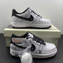 Cargar imagen en el visor de la galería, LV x Air Force 1 07 Low White Black Metallic Silver BS8805-602