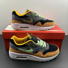 Cargar imagen en el visor de la galería, Air Max 1 Ugly Duckling Anthracite Honeydew Black Kumquat DZ0482-001