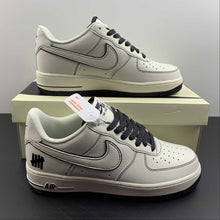 Cargar imagen en el visor de la galería, Undefeated x Air Force 1 Low Beige Black 3M HL5263 896