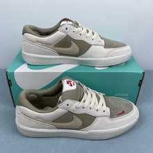 Cargar imagen en el visor de la galería, SB Force 58 Coconut Milk Neutral Olive DV5477-106