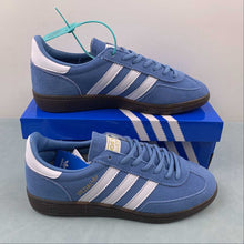 Cargar imagen en el visor de la galería, Adidas Handball Spezial Light Blue White Gum BD7632