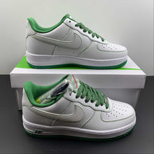 Cargar imagen en el visor de la galería, Air Force 1 07 SU19 Low White Green CN2896-103