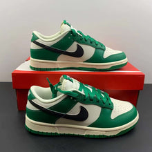 Cargar imagen en el visor de la galería, SB Dunk Low Lottery Black Malachite Pale Ivory DR9654-100