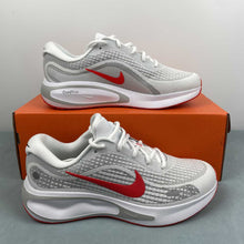 Cargar imagen en el visor de la galería, Nike Journey Run White Wolf Grey Pure Platinum Bright Crimson FN0228-106
