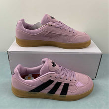 Cargar imagen en el visor de la galería, Adidas Aloha Super x Mark Gonzales One Black Eye Light Orchid Core Black Gum HQ2032