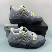 Cargar imagen en el visor de la galería, Air Jordan 4 Retro Neon Cool Grey Volt Wolf Anthracite CT5342-007