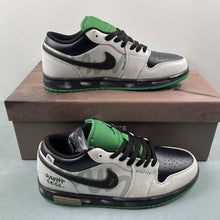Cargar imagen en el visor de la galería, Air Jordan 1 Low Black Black Lucky Green White 553558-065