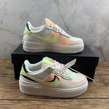 Cargar imagen en el visor de la galería, Air Force 1 Shadow White Crimson Tint Black Barely CI0919-107