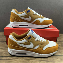 Cargar imagen en el visor de la galería, Air Max 1 Premium Retro Curry Dark True White Curry 908366-700