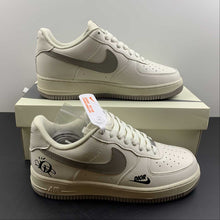Cargar imagen en el visor de la galería, Dior x Air Force 1 07 Low Cream White Black Gray BS6055-203