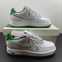 Cargar imagen en el visor de la galería, LV x Air Force 1 07 Low Green White Gray BS8805-603