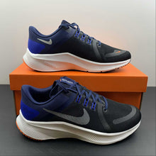 Cargar imagen en el visor de la galería, Nike Quest 4 Black Lt Smoke Grey DA1105-004