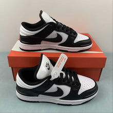 Cargar imagen en el visor de la galería, SB Dunk Low Twist Panda White Black DZ2794-001