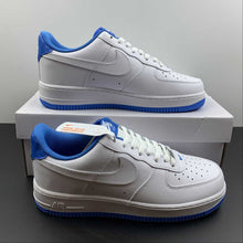 Cargar imagen en el visor de la galería, Air Force 1 Low White University Blue DR9867-101