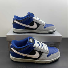 Cargar imagen en el visor de la galería, SB Dunk Low Pro Futura White Black Shark Nightshade 304292-013